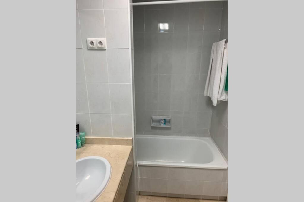 Amazing Frontline Sea Views Studio Apartment Castillo Del Vigia Torremolinos Extérieur photo
