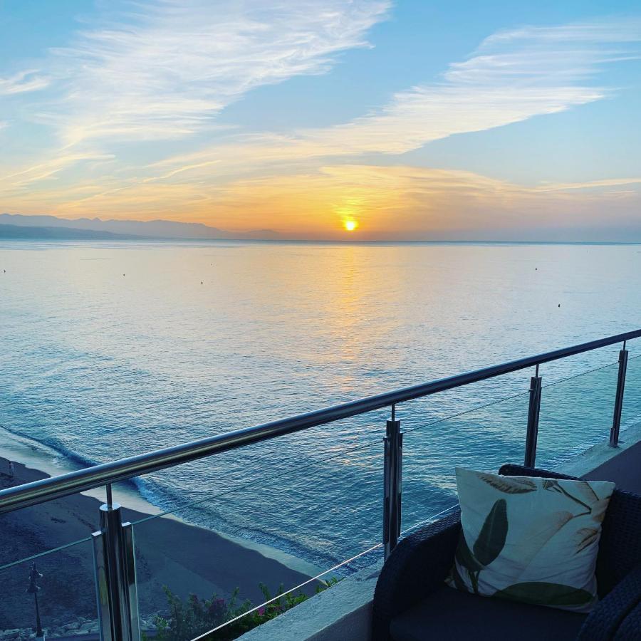 Amazing Frontline Sea Views Studio Apartment Castillo Del Vigia Torremolinos Extérieur photo